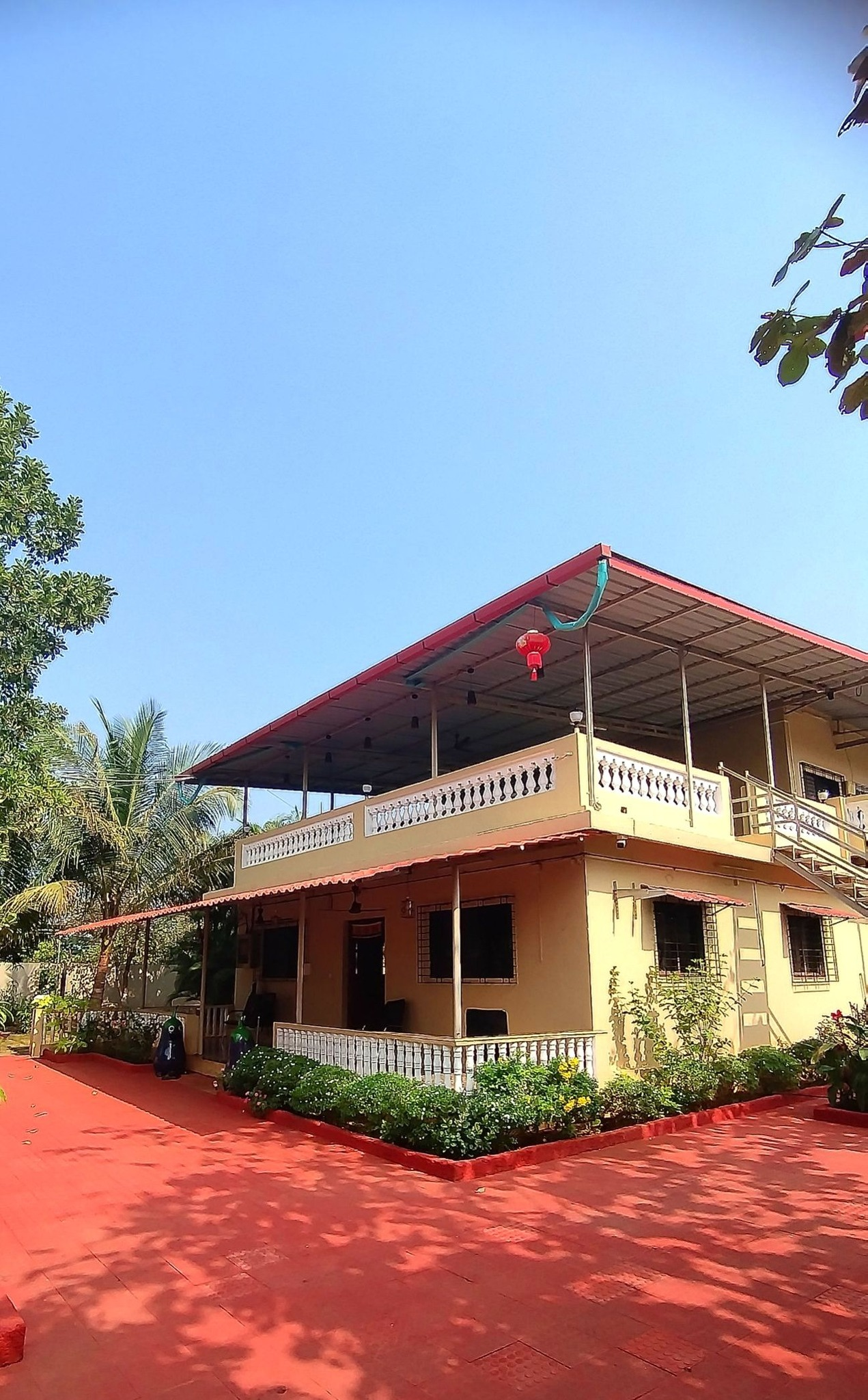 Karjat - 4 BHK Beautiful Villa with Swimming Pool