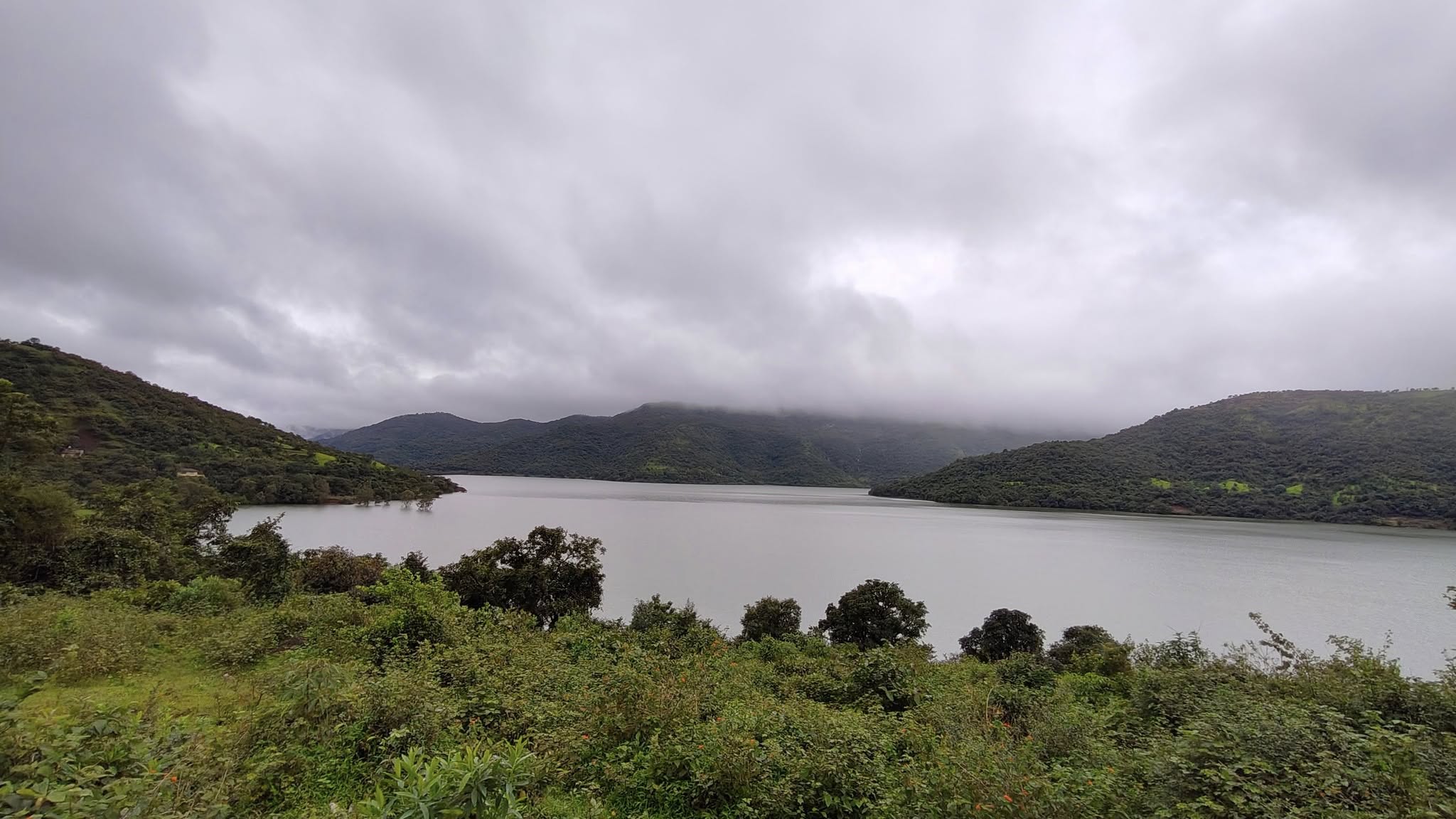 Lavasa-Lawharde - 15 Acre Land with Temghar Dam View