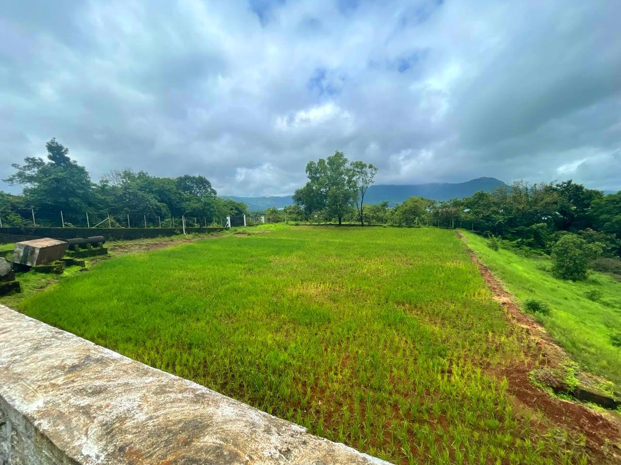 Mulshi Dam Water View- 2.6 Acre Road Touch Plot 