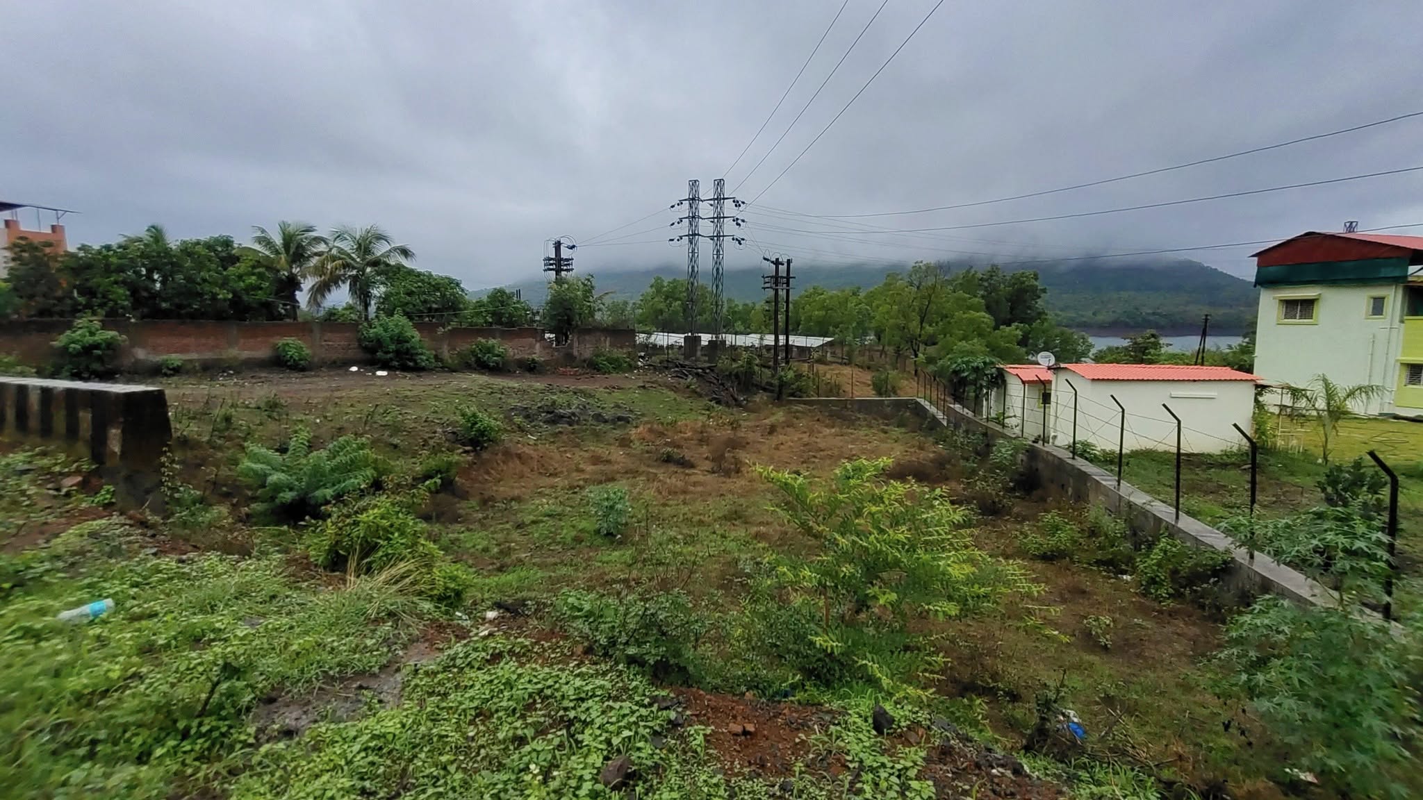 Mulshi Road - 13 Gunthe Plot