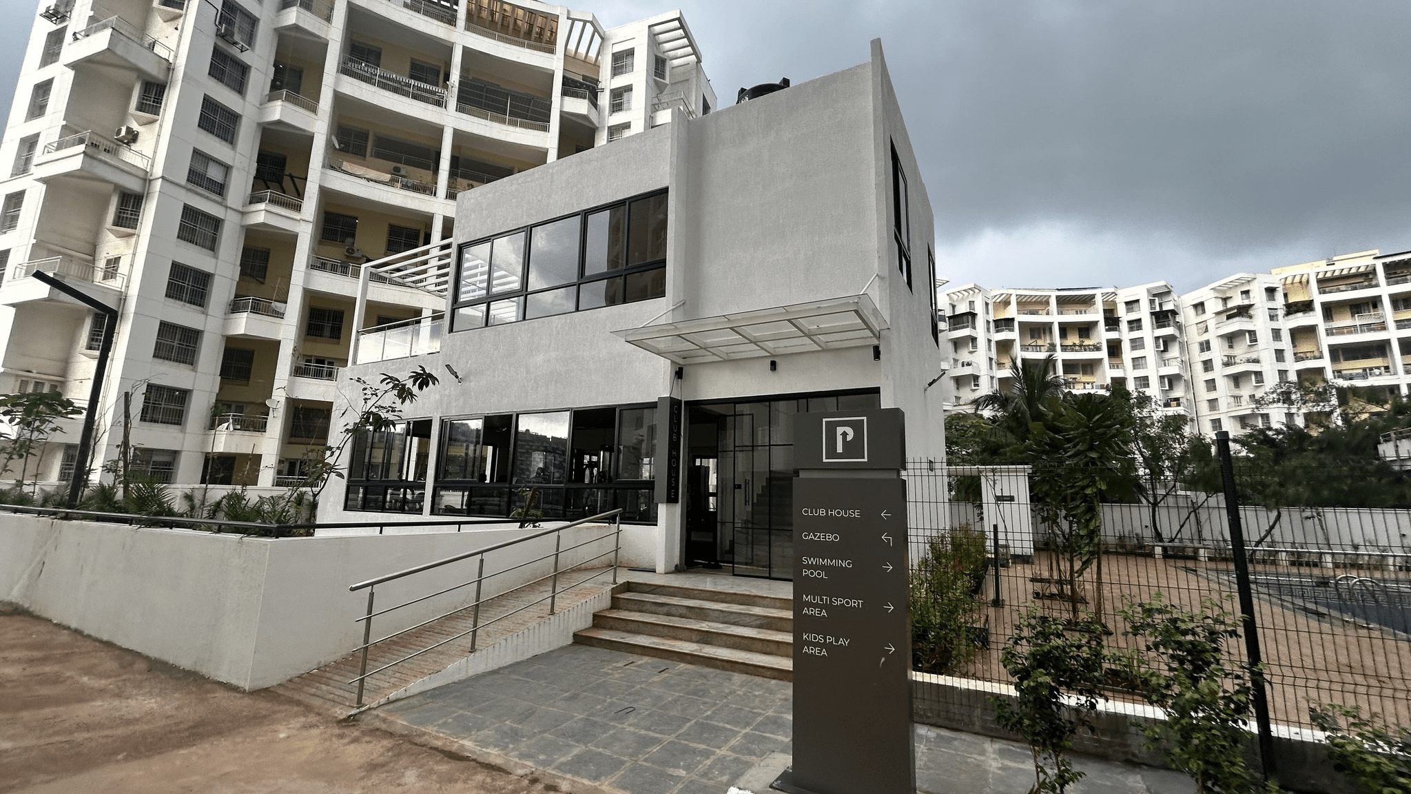 Pune-Bavdhan(Paranjape Scheme) - 3 BHK Flat