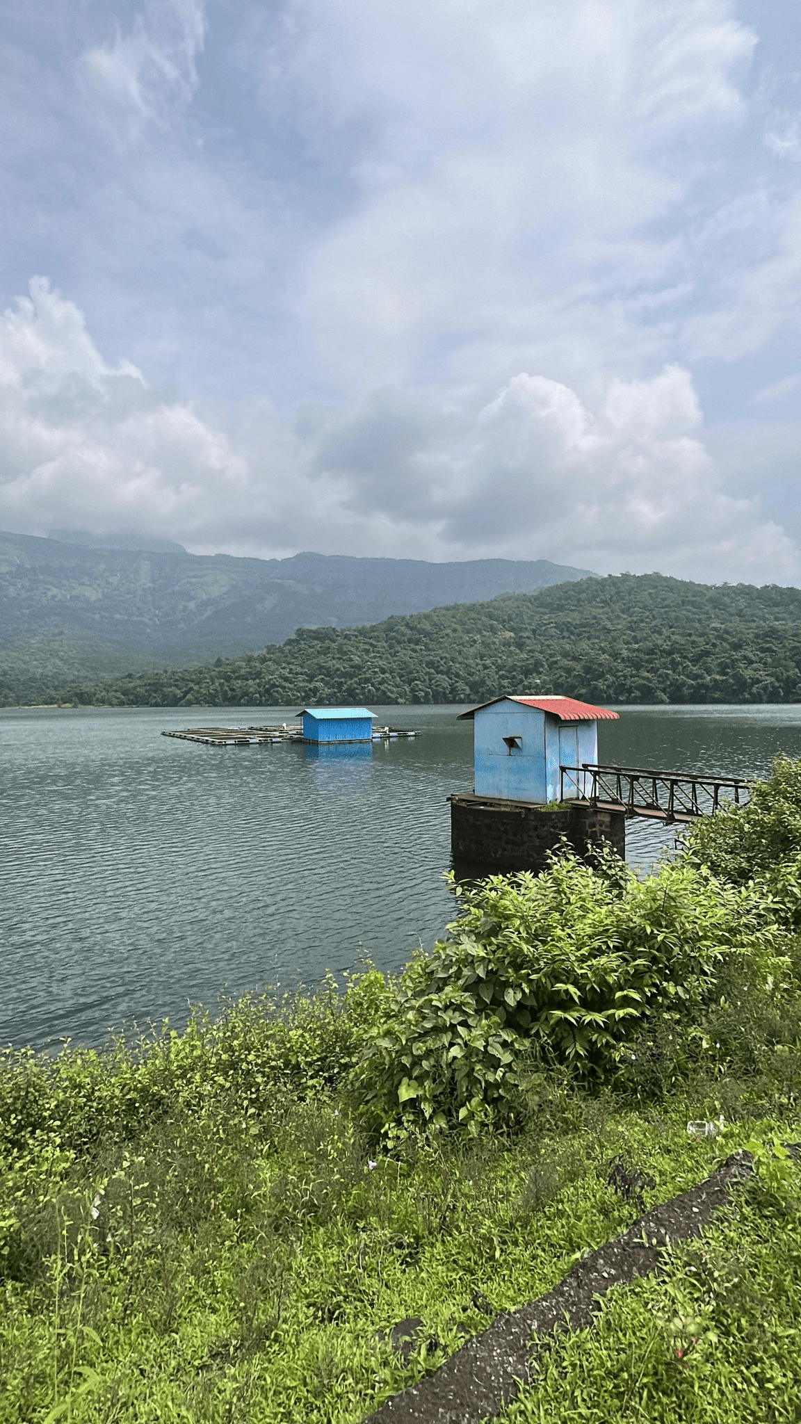 Pali-Khopoli Road-Navghar - 70 Acre 3 BHK Farm Project